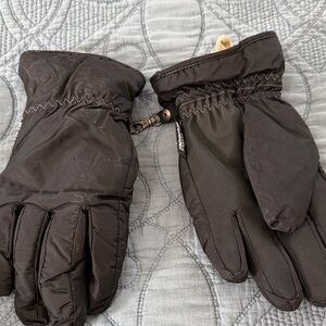 GAP Black Insulated Gloves